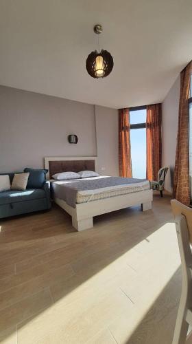 Gonio Seaside Residenceにあるベッド