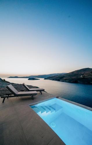 Gallery image of Ble Kythnos Suites in Episkopí