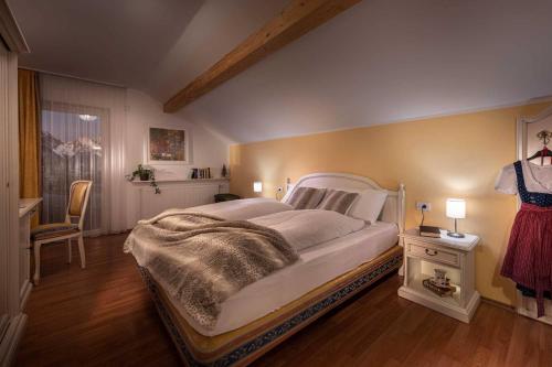 Postel nebo postele na pokoji v ubytování Hotel Bad Salomonsbrunn