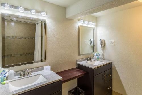 Gallery image of Clarion Inn near McAllen Airport in McAllen