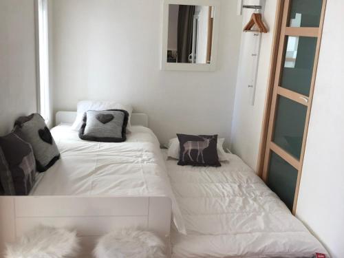 Appartement rénové au calme avec balcon et parking