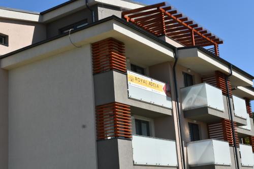 Royal Adela Luxury Apartment, Podhájska 992 – Photos 2