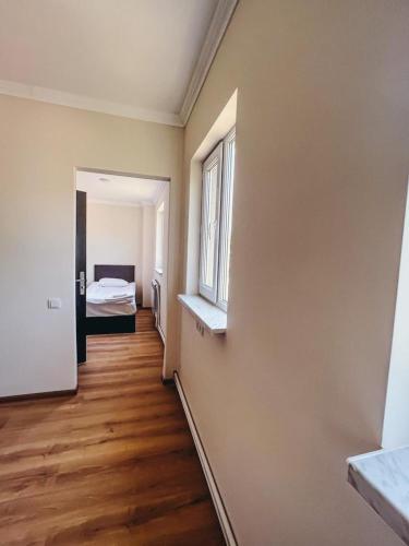 Postel nebo postele na pokoji v ubytování Apartaments Tsaghkadzor