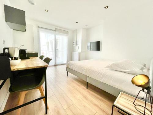 Gallery image of Résidence Duguay - Centre ville - Porte B - Appartements tout Confort - Neuf - NOUVEAU in Lorient