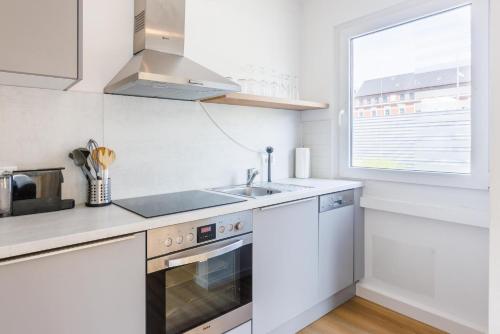 Dapur atau dapur kecil di Glück Auf Appartements Walter-Hohmann-Straße Essen