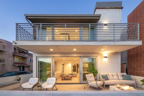 Luxury Balboa Home – Photos 2