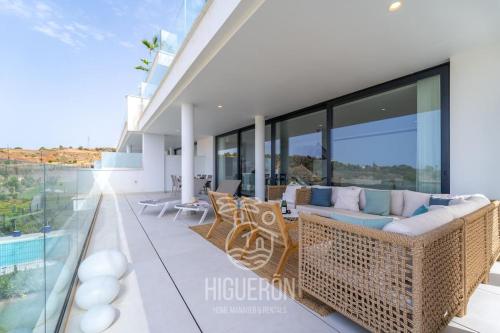 HigueronRentals El Dado
