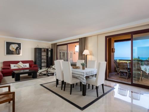 Nice duplex penthouse with the best sea views, luxury urbanization
