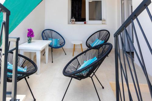 City Apartment Nora, old town located, free parking