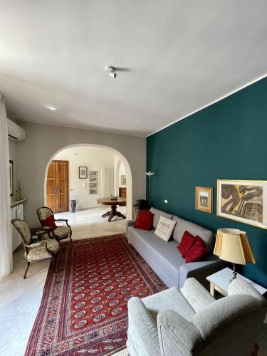 Posedenie v ubytovaní 4 Balconi House-Elegante dimora nel centro storico