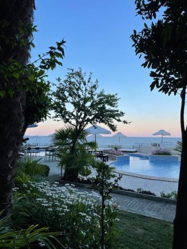 a view of the pool from the resort at Peter Hotel in Ravda