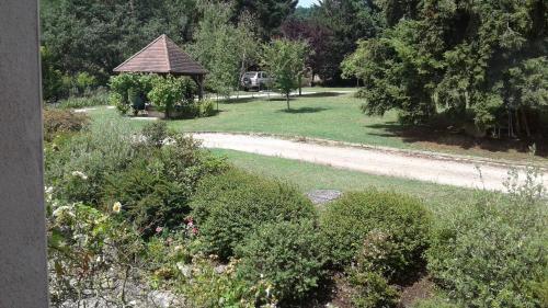 Afbeelding uit fotogalerij van Le TIVOLI in Montignac