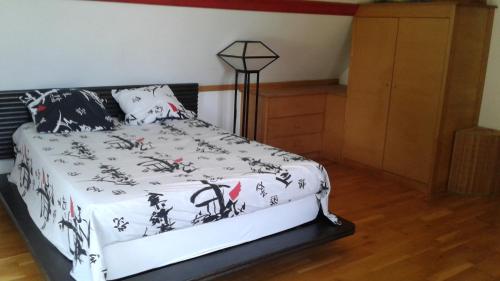 Afbeelding uit fotogalerij van Le TIVOLI in Montignac