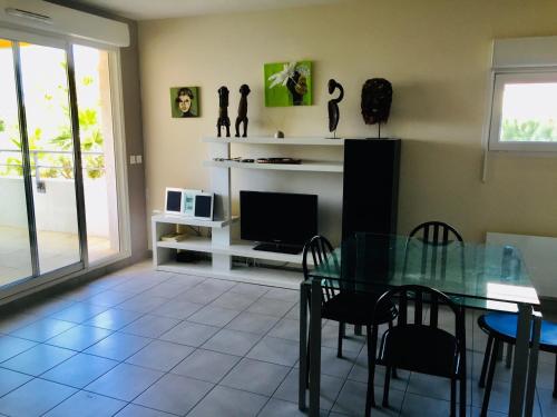 Appartement Sète, 3 pièces, 4 personnes - FR-1-472-157