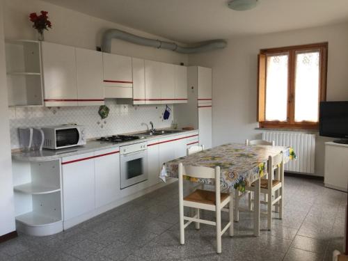 A cozinha ou cozinha compacta de Giò Appartamenti Vacanze