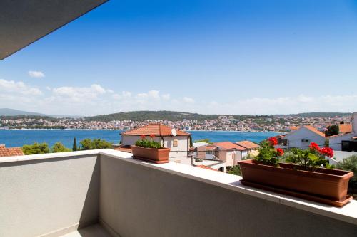 Beachfront house Olbia with private parking