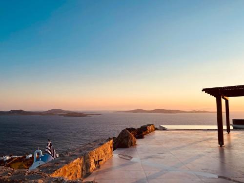 Gallery image of Birdhouse Private Luxury Suite in Agios Ioannis Mykonos