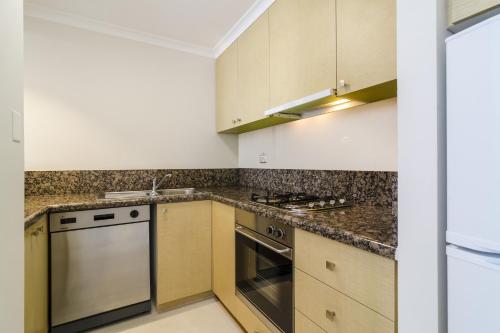Clarion Suites Gateway Image