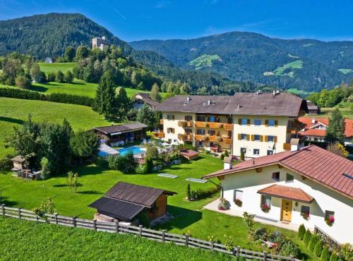 Fotografie z fotogalerie ubytování Hotel Martinerhof v destinaci San Lorenzo di Sebato