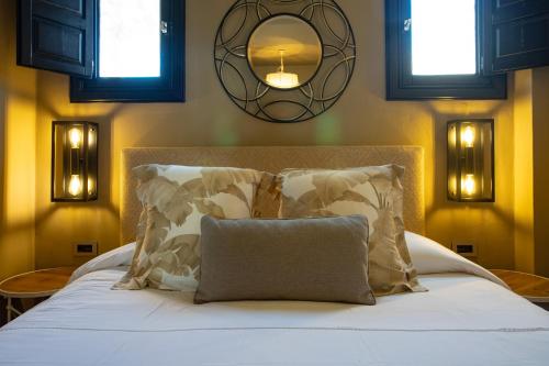 Cama o camas de una habitación en 5 Suites Lanzarote