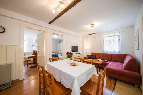 Apartments Odrina