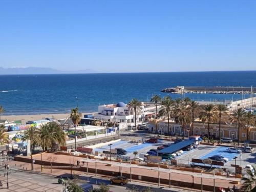 Estudio 1ª linea vista mar planta 7 PYR Fuengirola