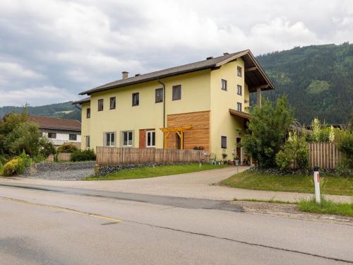 Beautiful comfortable holiday apartment in Friesach in Carinthia