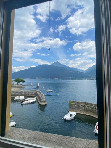 Apartment lake view