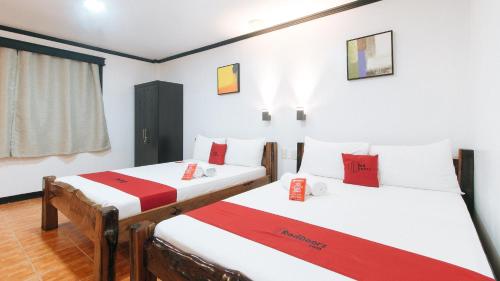 Gallery image of RedDoorz La Sefa Hotel and Resort Atimonan in Atimonan