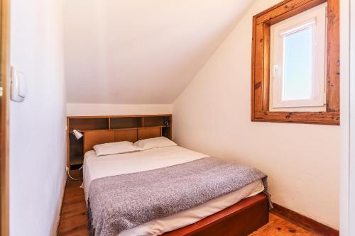 Postel nebo postele na pokoji v ubytování Vita Portucale ! Beato River View with Terrace