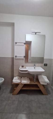 Salle de bains dans l'établissement 215 addaura luxury room