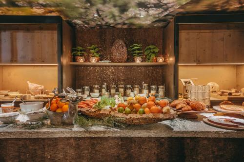 Jídlo v hotelu nebo okolí