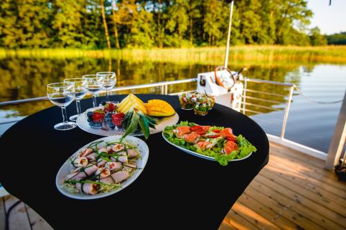 Foto dalla galleria di Houseboat a Iława