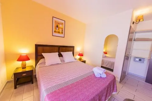 Brit Hotel Confort Hélios Agde photo 5