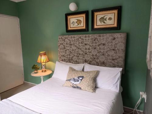 Φωτογραφία από το άλμπουμ του Driftwood Suite, Villa Roc Guesthouse, Salt Rock Ballito σε Sheffield Beach