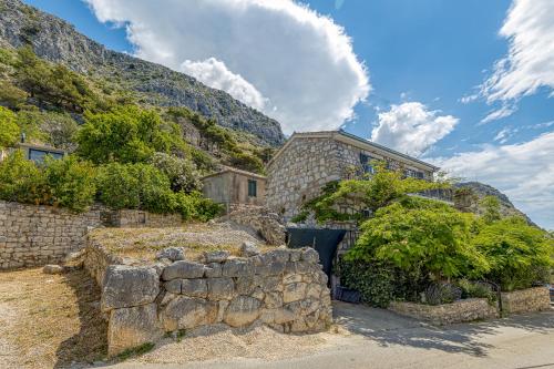 Sea View Villa Danica - Happy Rentals