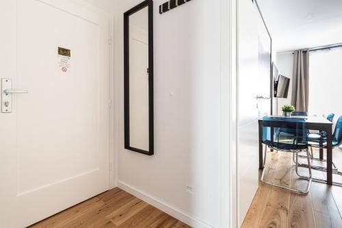 Zdjęcie z galerii obiektu Apartment Kröllgasse I contactless check-in w Wiedniu
