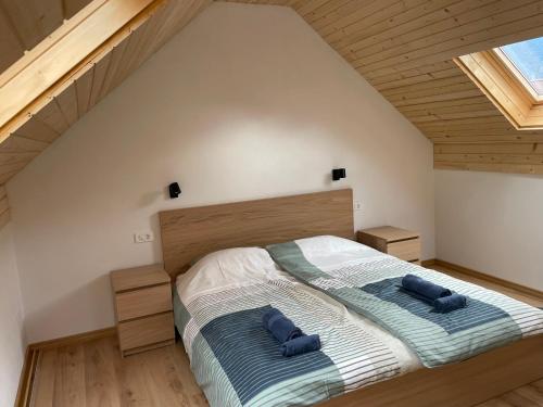 Ein Bett oder Betten in einem Zimmer der Unterkunft Bovec Relax