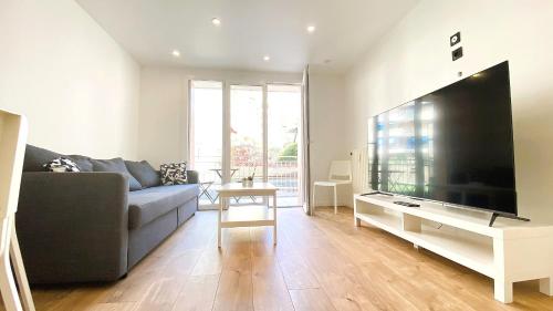 Marie Antoinette - Appartement 2 Chambres, centre ville, terrasse, moderne