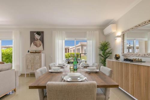 Casa Makin at Boa Vista Golf Resort, Bayview Village