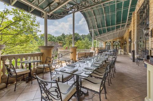 Εστιατόριο ή άλλο μέρος για φαγητό στο Omni Shoreham Hotel