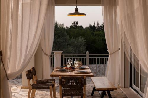 Fotografie z fotogalerie ubytování Ionian Mansion v destinaci Andipáta Erísou