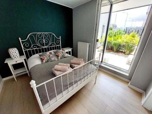 Posteľ alebo postele v izbe v ubytovaní Apartament blisko plaży