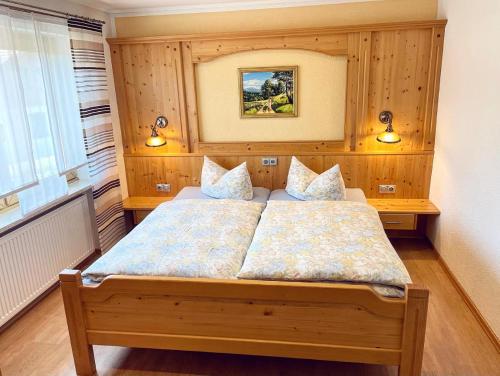 Кровать или кровати в номере Haus Gunda