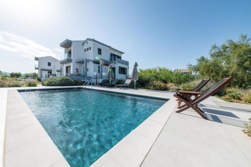 Lagoon View villa
