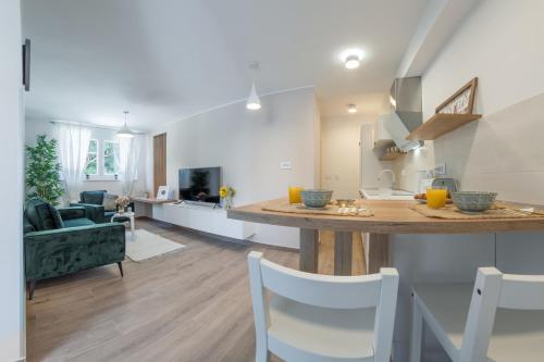 Apartment Norah with private parking