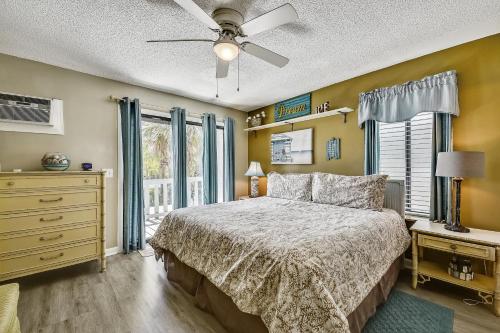 Liberty Beach by Book That Condo – Photos 2