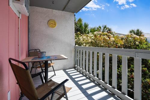 Liberty Beach by Book That Condo – Photos 4