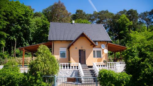 Domek "Rodzinny RELAX" Urlop Gryżyna Podgrzewany basen Klimatyzacja