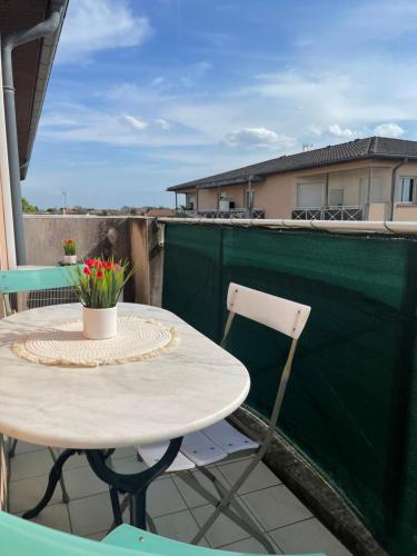 Zdjęcie z galerii obiektu Appart'Bohème *CLIM*PARKING*WIFI*CONFORT w mieście Blagnac
